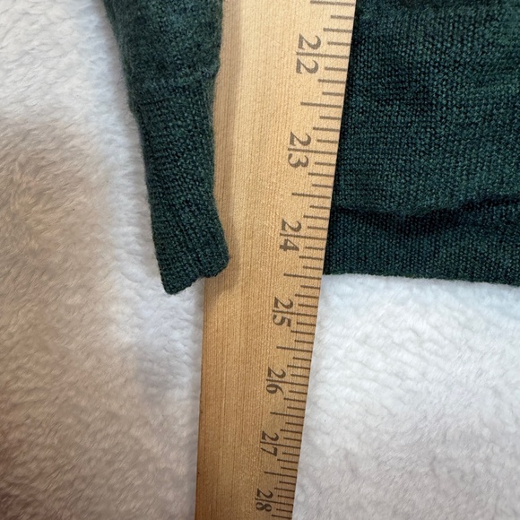 J Crew Sweater Mens Size Large Hunter Green 100% Merino V-Neck Slim Fit - Picture 7 of 8